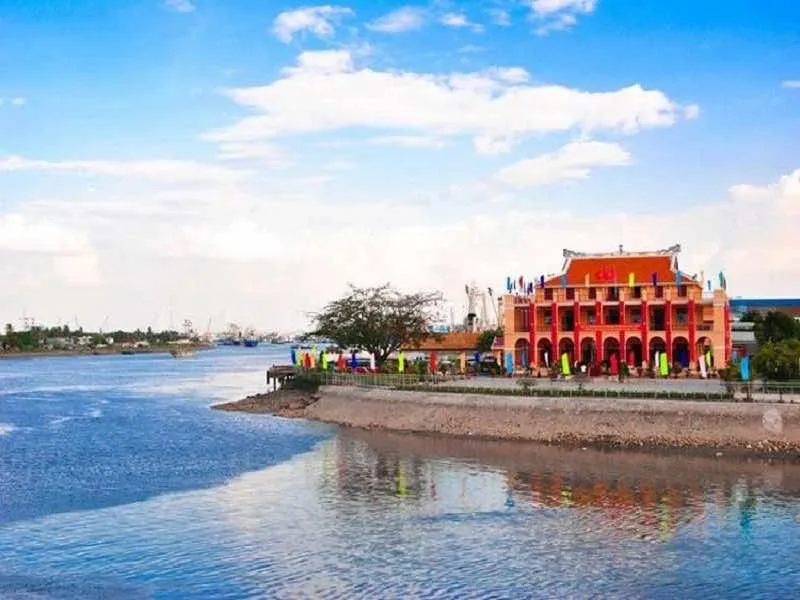 Ho-Chi-Minh-Museum-Dragon Wharf