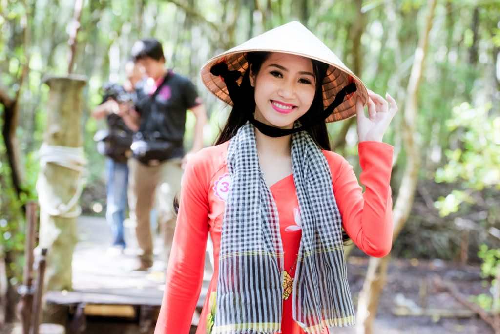 Vietnamese checkered scarf