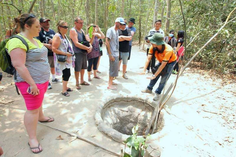 Cu-chi-tunnels-17