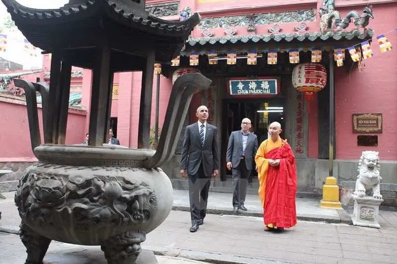 Emperor-Jade-Pagoda