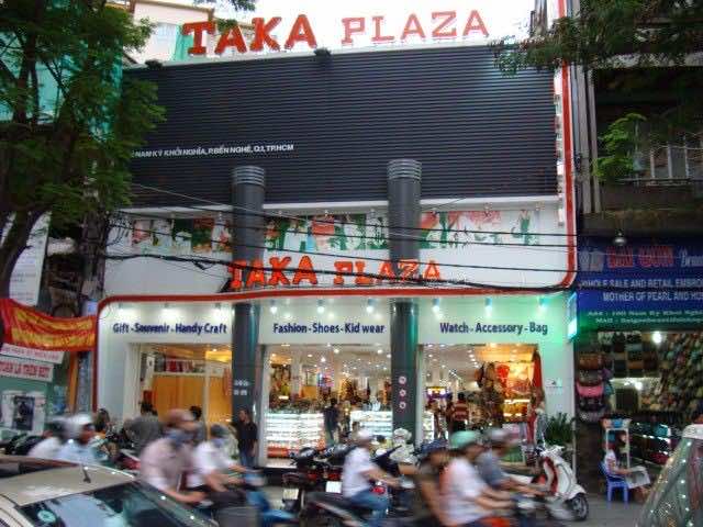 Taka-plaza-Saigon