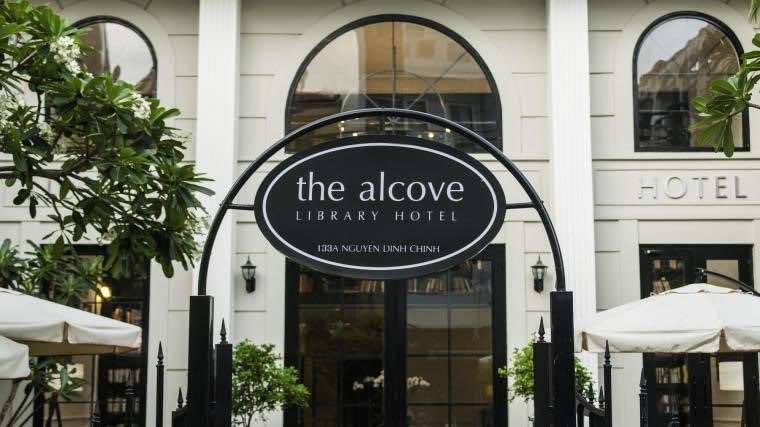 The-Alcove-Library-Hotel