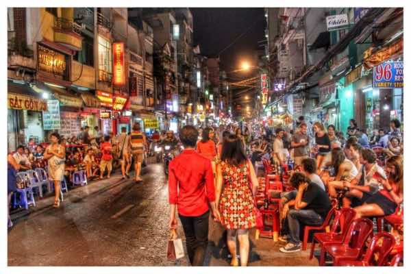 backpacker-district-saigon