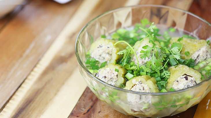 Stewed-bitter-melon-with-ground-pork