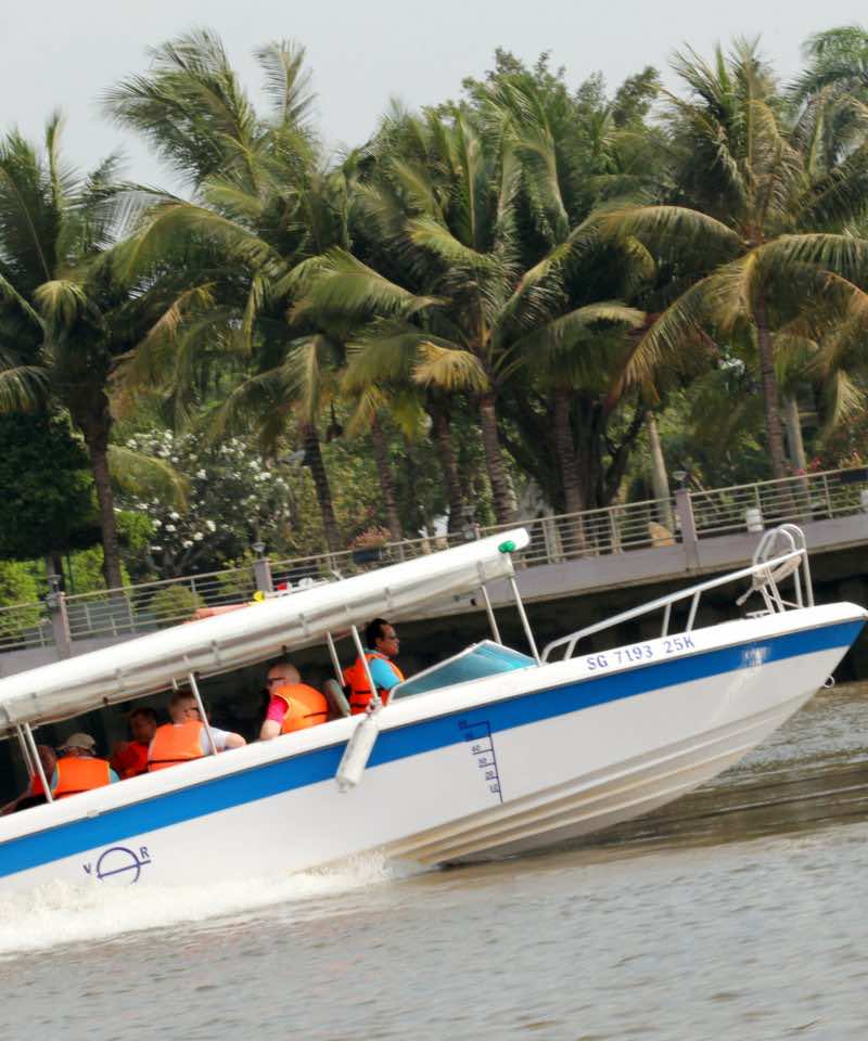 Speedboat-kim-travel