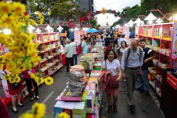 Lunar-New-Year-Ho Chi Minh-City-Vietnam-4