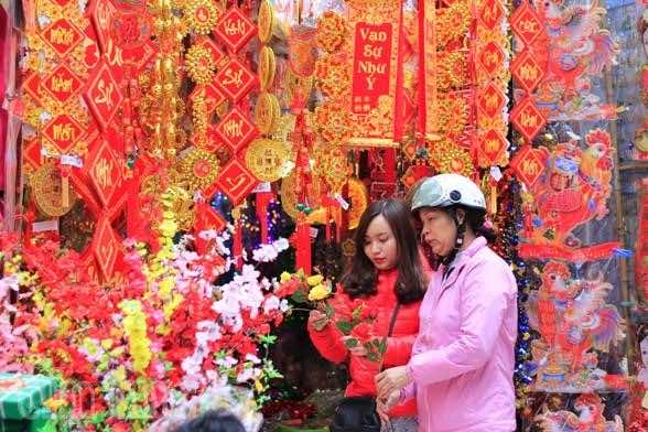 Lunar-New-Year-Ho Chi Minh-City-Vietnam-china-town