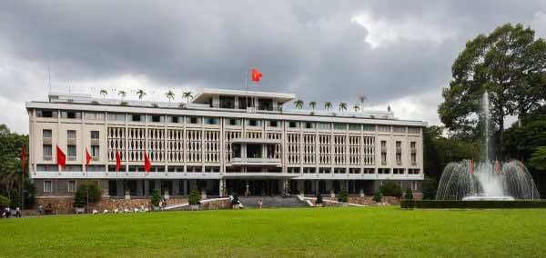 Getting-around-District-1-the-Independence-Palace