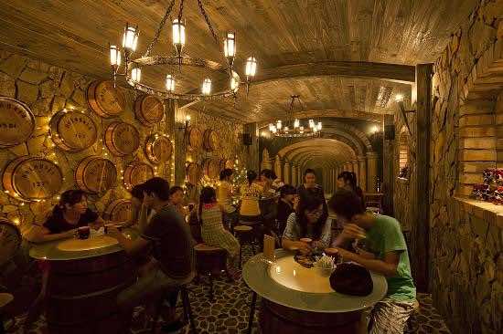 The-Three-Broomsticks-Town-Cafe