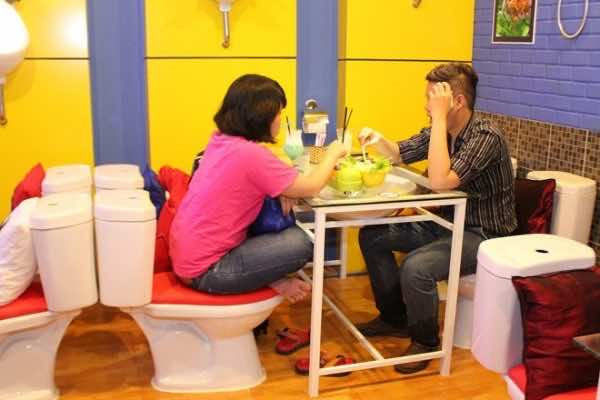 Toilet-Kingdom-Cafe