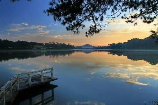 xuan-huong-lake-dalat