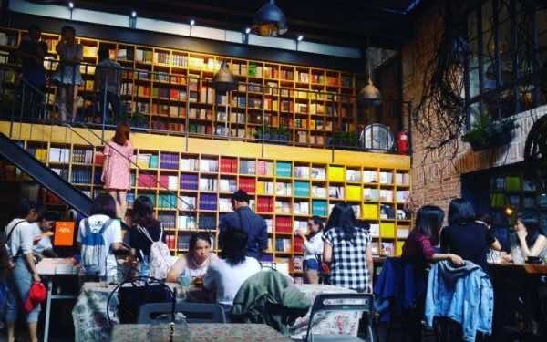 Nha-Nam-Books-NCoffee