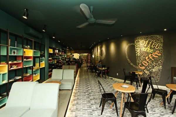 huy-hoang-book-cafe