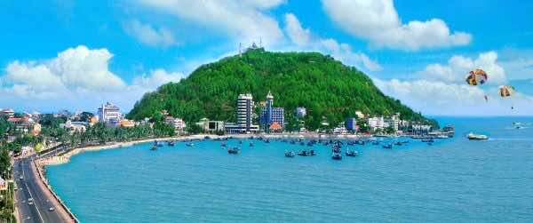 A-popular-weekend-getaway-near-Saigon-Vung-Tau-City