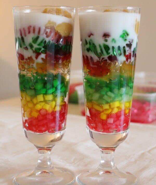 Che-suong-sa-hat-luu-Rainbow-dessert