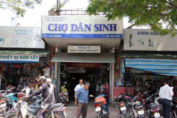Cho-Dan-Sinh-War-Surplus-Market-in-Ho-Chi-Minh-City-1
