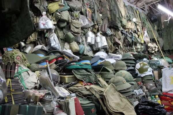 Cho-Dan-Sinh-War-Surplus-Market-in-Ho-Chi-Minh-City-2