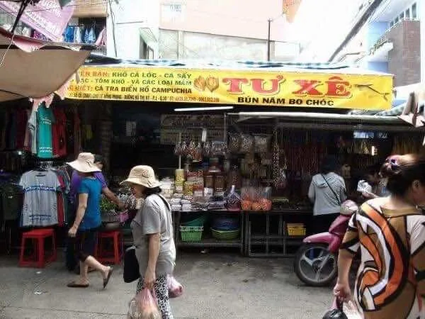And-also-a-Cambodian-market-2