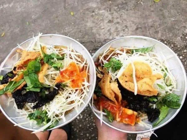 Goi-kho-bo-Beef-jerky-papaya-salad-2