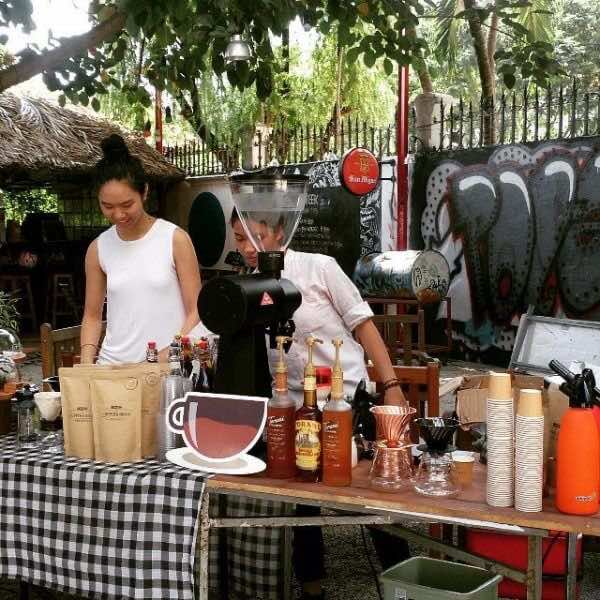 Saigon-Urban-Flea-Market-2