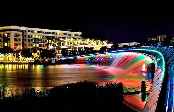 The-Crescent-Lake-and-Starlight-Bridge-2