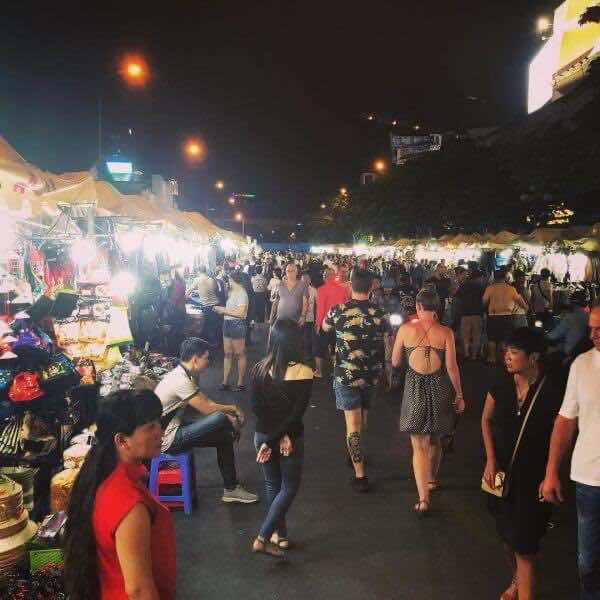 Ben-Thanh-night-market-Ho-Chi-Minh-City