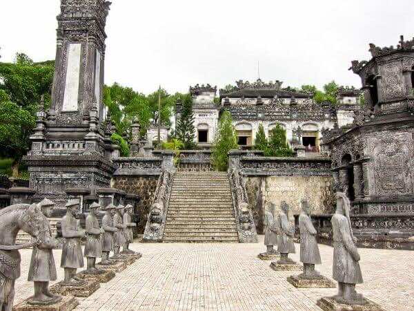 Khai-Dinh-Tomb